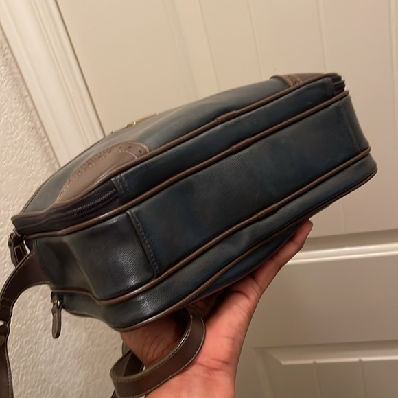 Carryland America please check all picture of condition - Picture 10 of 17